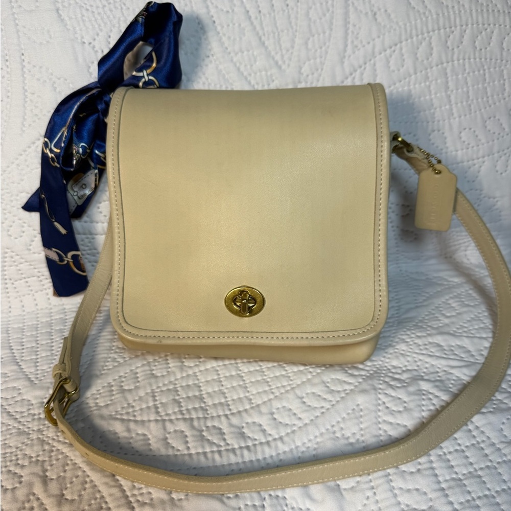 Vintage Coach Companion Flap 9076 USA Made Bone Leather Shoulder Crossbody - Picture 2 of 12